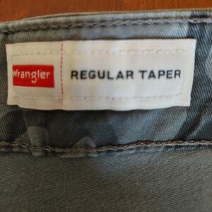 Wrangler Gray Camo Regular Taper Denim 29"x30" (307)